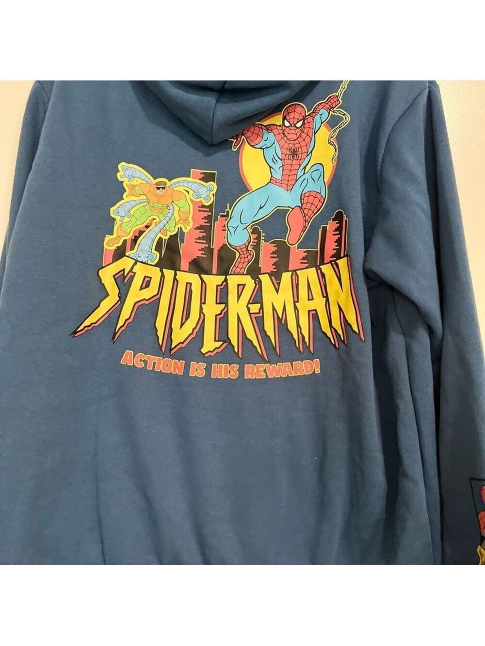 NWT Marvel Blue Hoodie with Yellow Graphic Men’s Size LG - Picture 5 of 5